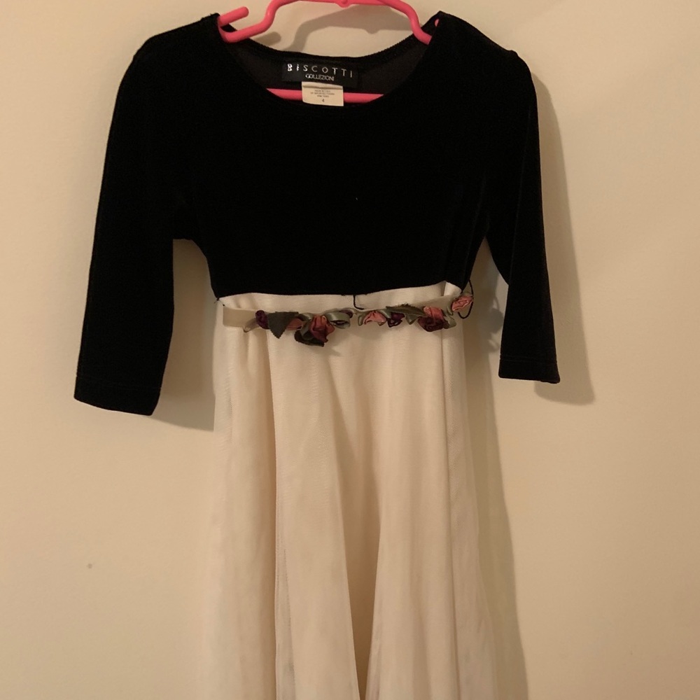 Girls dress